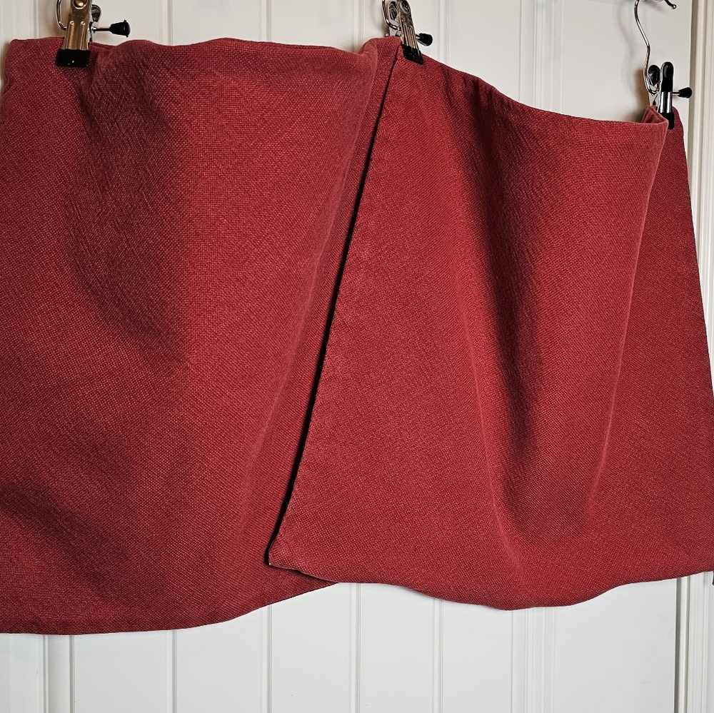 [POTTERY BARN] (2) Red Decorative Pillow Case Covers